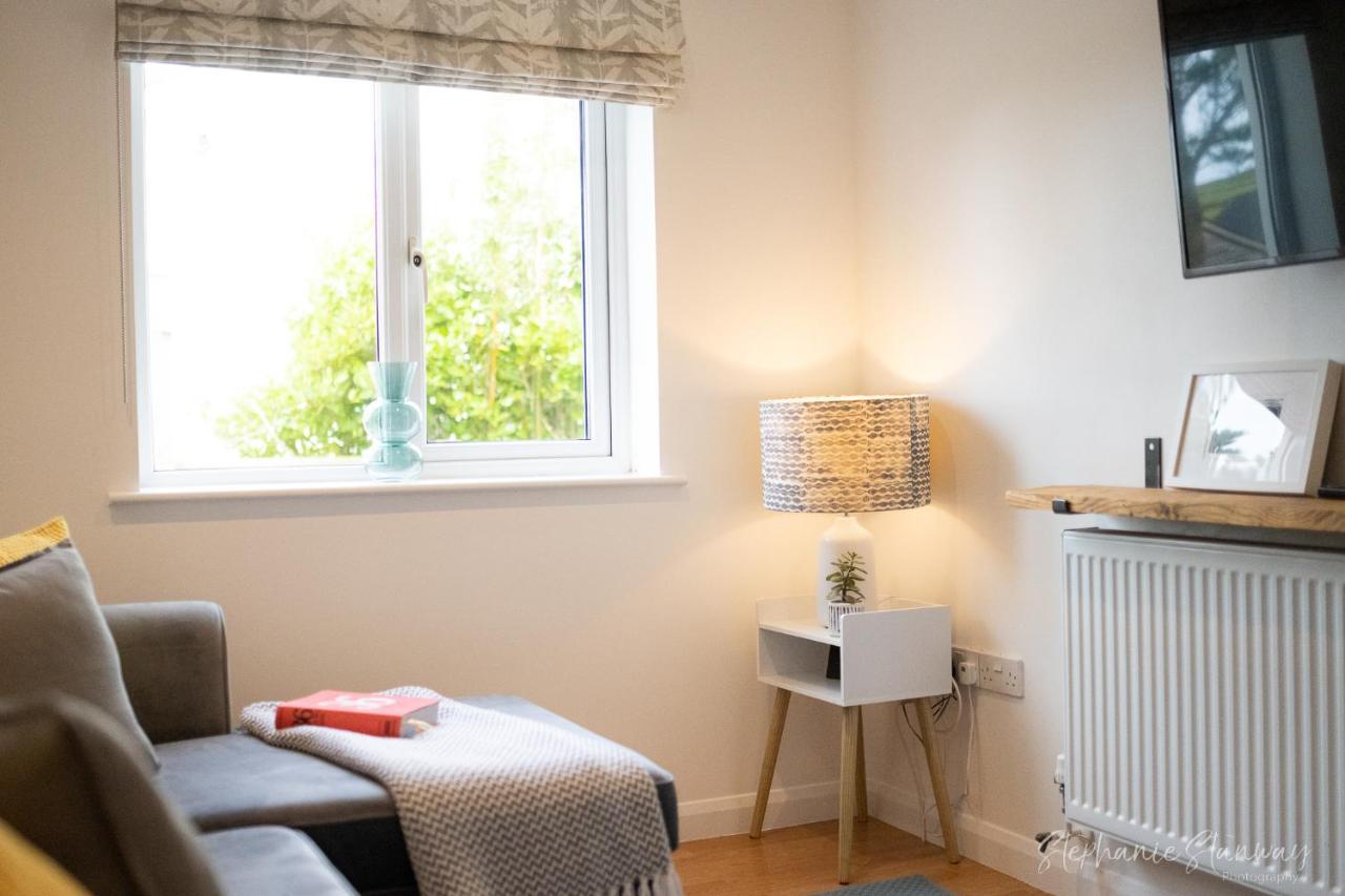 The Lookout, Modern Home From Home, Sleeps 5, With Private Parking & Outside Terrace St Ives  Ngoại thất bức ảnh