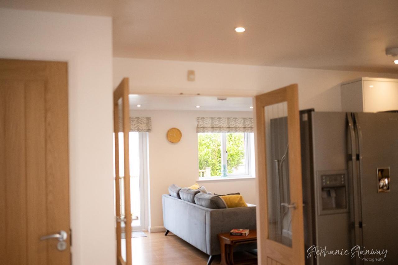 The Lookout, Modern Home From Home, Sleeps 5, With Private Parking & Outside Terrace St Ives  Ngoại thất bức ảnh