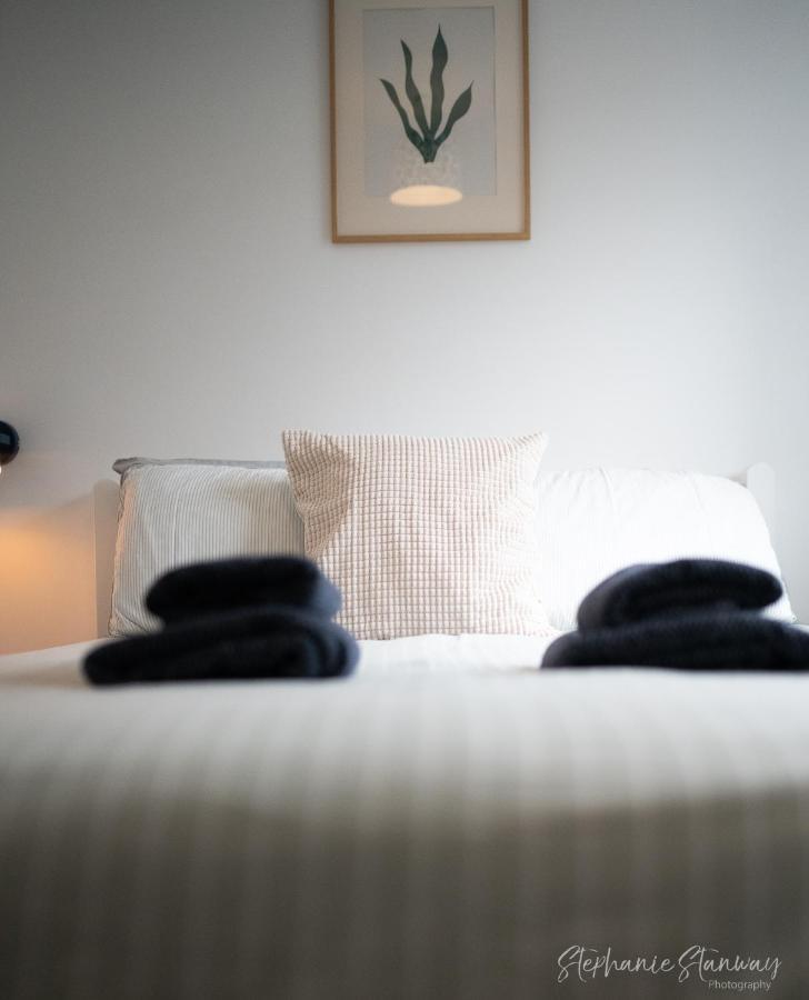 The Lookout, Modern Home From Home, Sleeps 5, With Private Parking & Outside Terrace St Ives  Ngoại thất bức ảnh